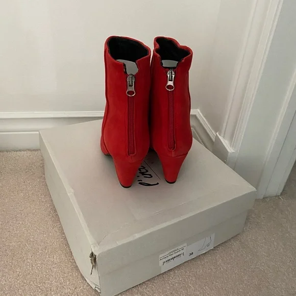 L’intervalle Red Suede Heeled Booties👢💃🌶️ Size 38 - Picture 3 of 5